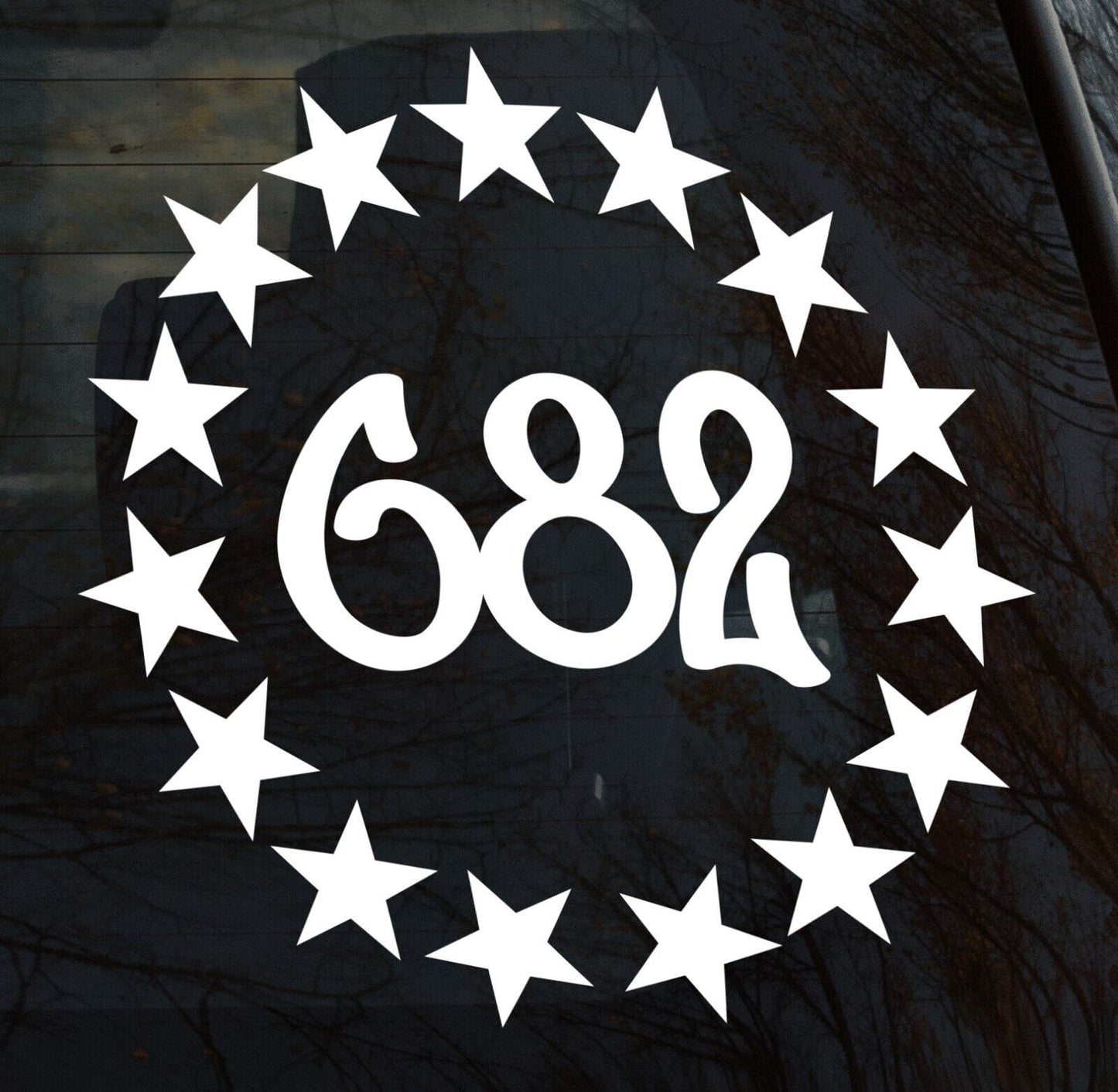 Cook Island Vinyl White 15 Stars with 682 Inside Sticker 225 x 225mm
